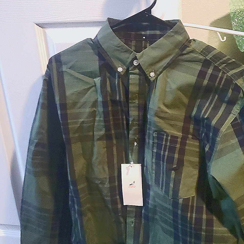 Large Staple Long Sleeve Green